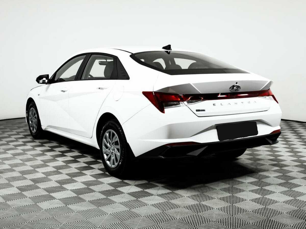 Hyundai Elantra, 2022 Фото №7