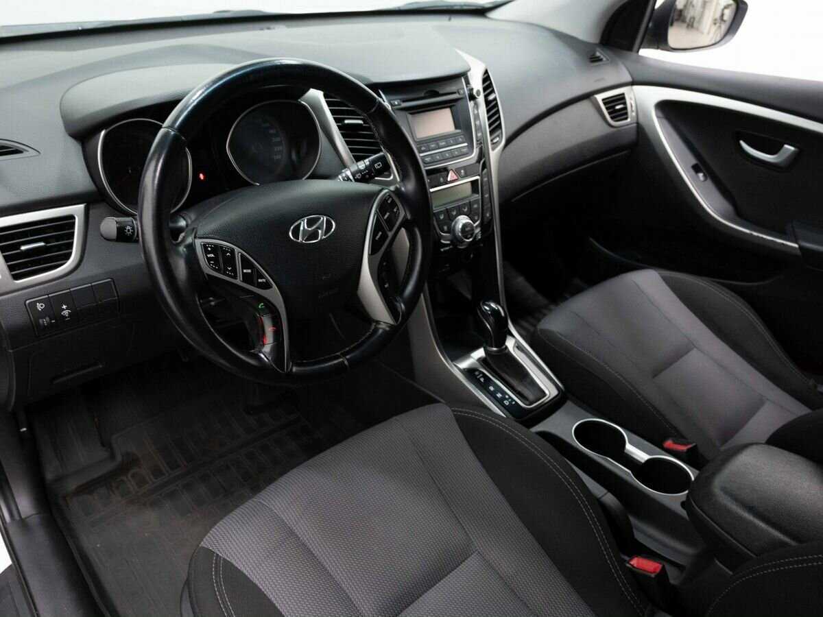 Hyundai i30, 2013 Фото №7