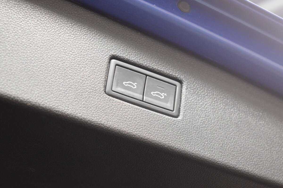 Volkswagen Tiguan, 2018 Фото №7