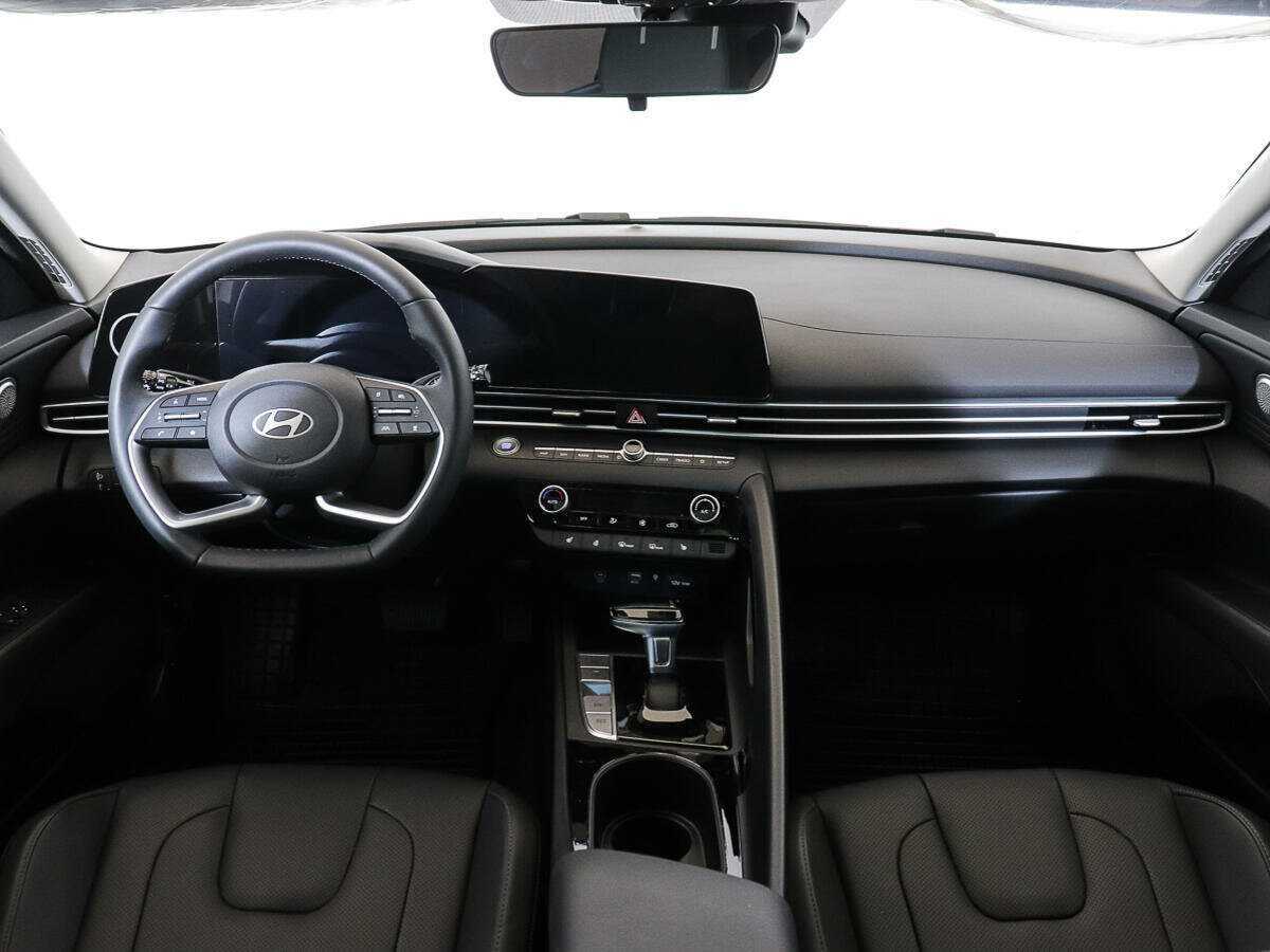 Hyundai Elantra, 2024 Фото №14