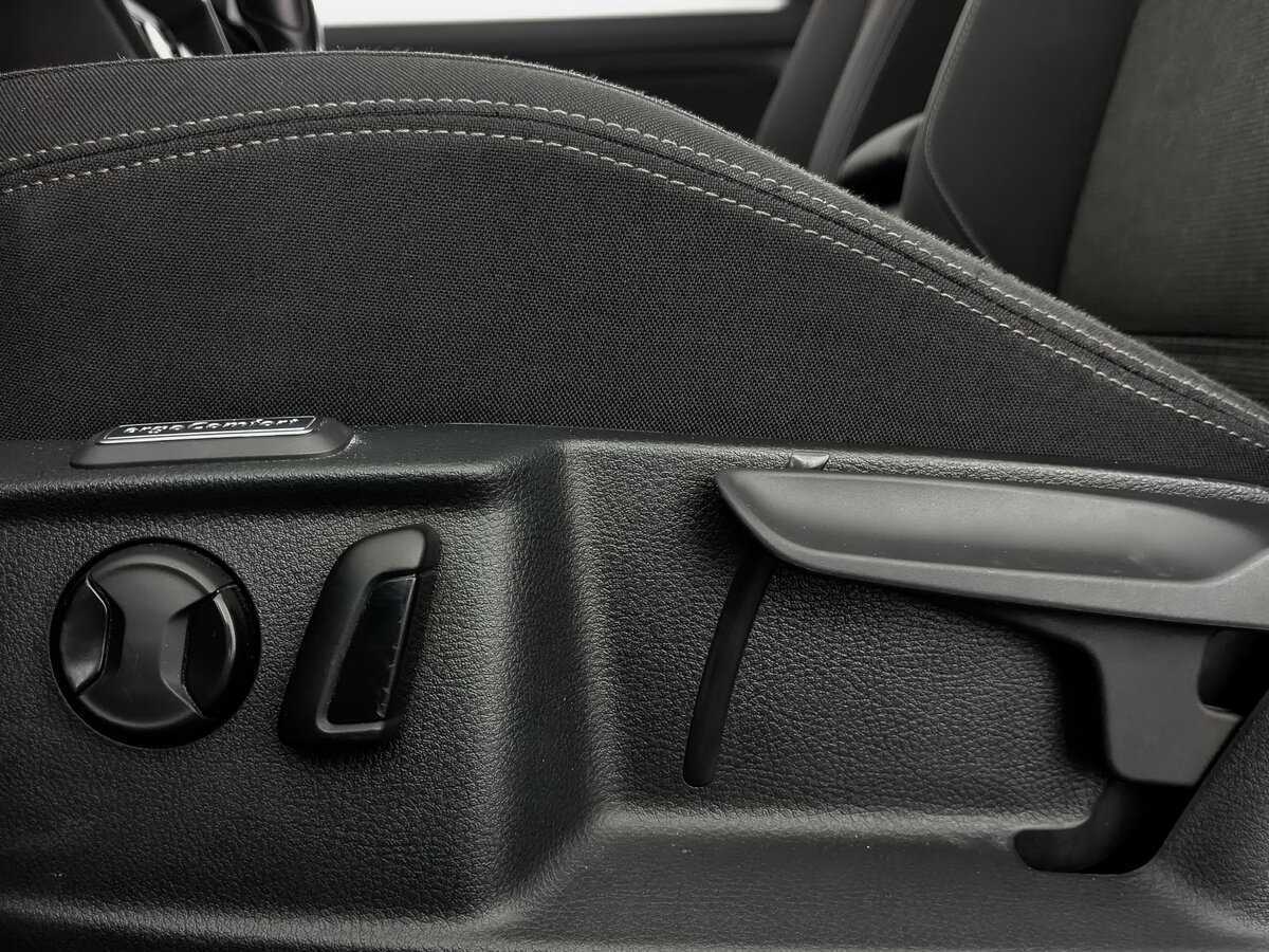 Volkswagen Passat, 2018 Фото №22