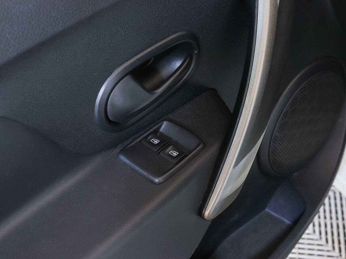 Renault Logan, 2020 Фото №13