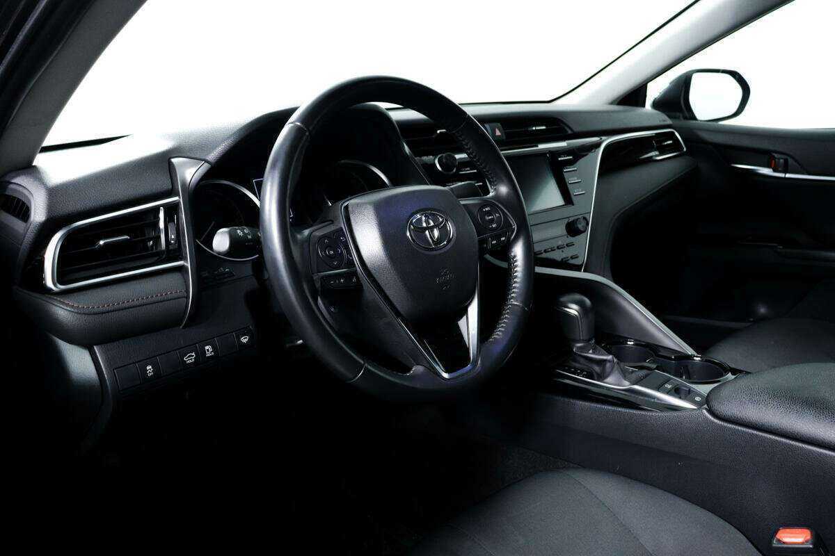Toyota Camry, 2019 Фото №12