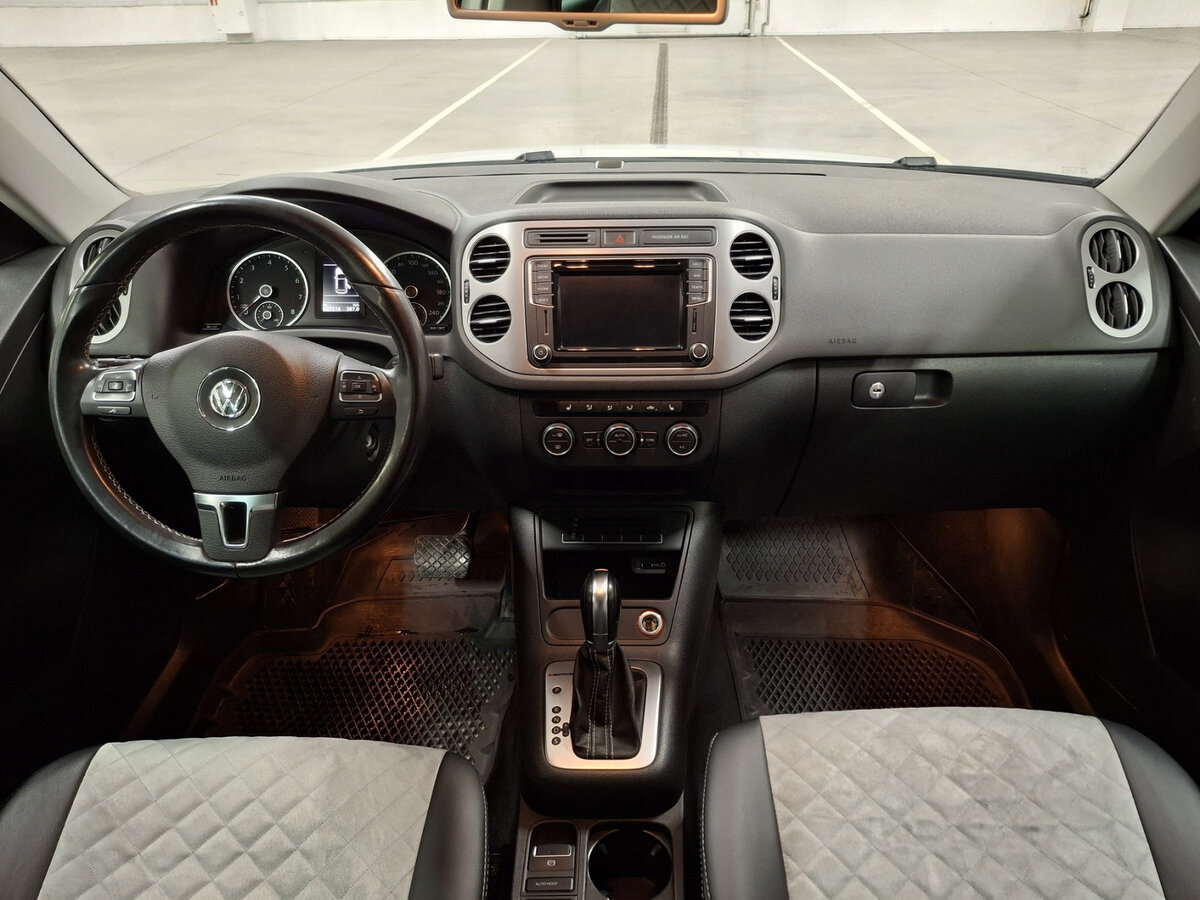 Volkswagen Tiguan I Рестайлинг, 2016 Фото №14