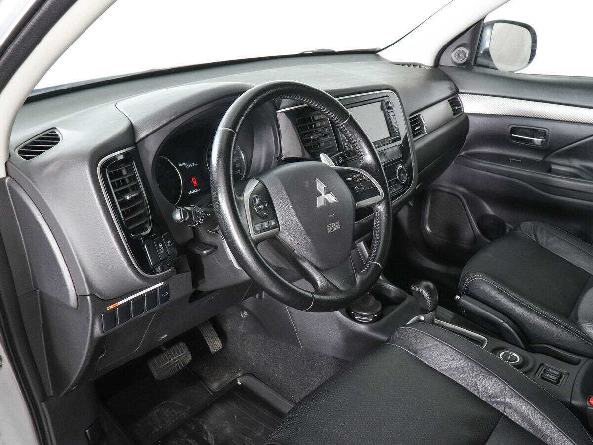 Mitsubishi Outlander, 2014 Фото №9
