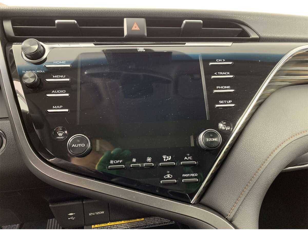 Toyota Camry, 2021 Фото №13