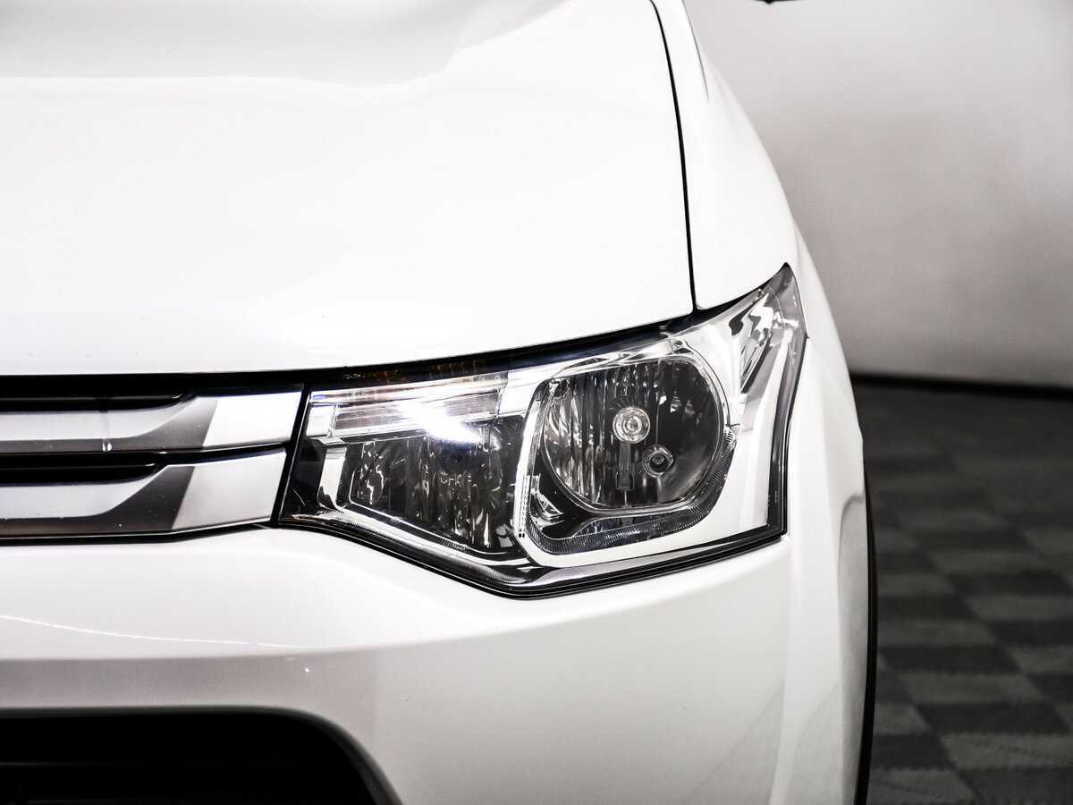 Mitsubishi Outlander, 2014 Фото №15