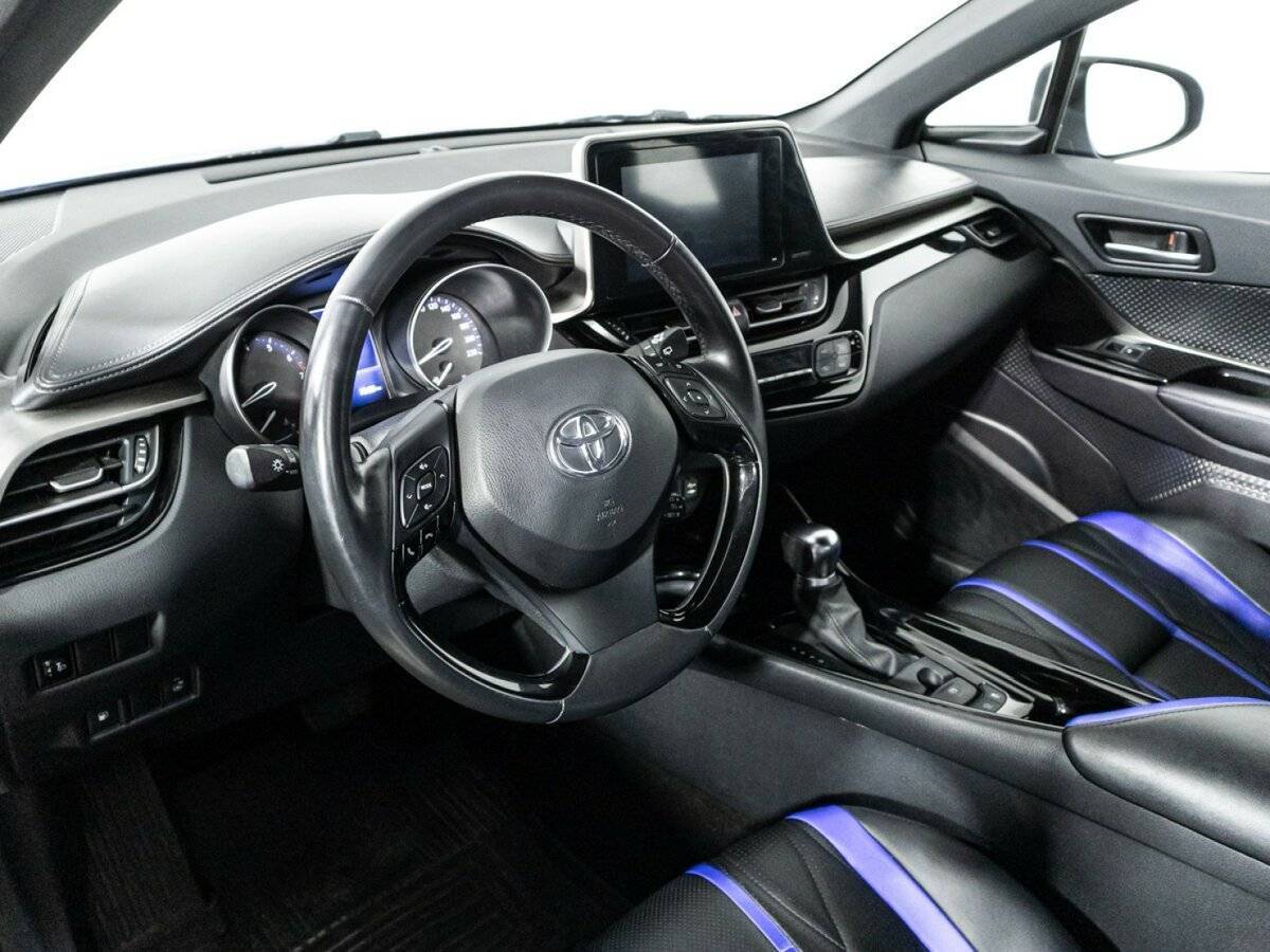 Toyota C-HR, 2019 Фото №11