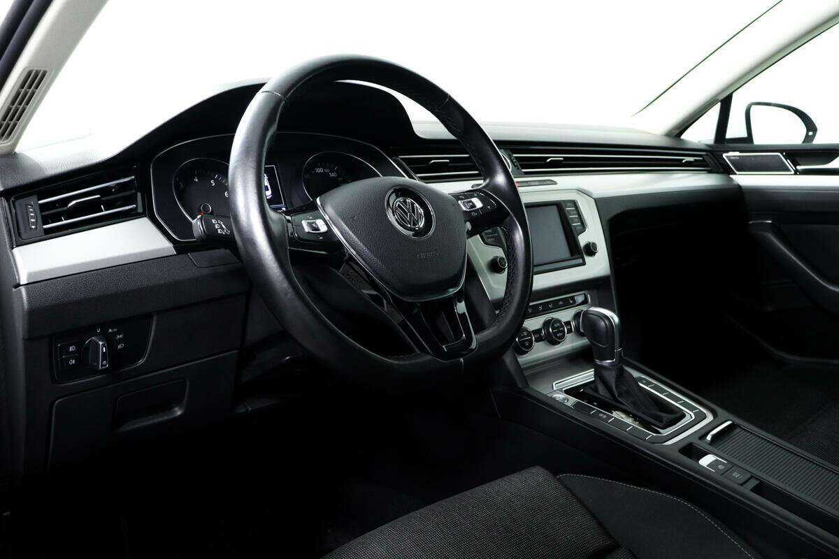 Volkswagen Passat, 2016 Фото №13