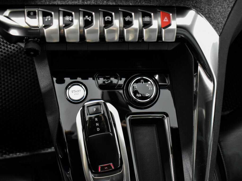 Peugeot 3008, 2018 Фото №14