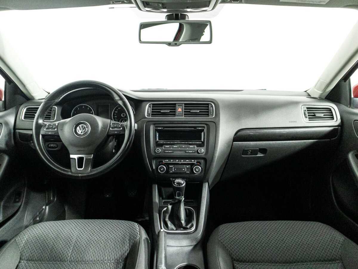 Volkswagen Jetta, 2012 Фото №13