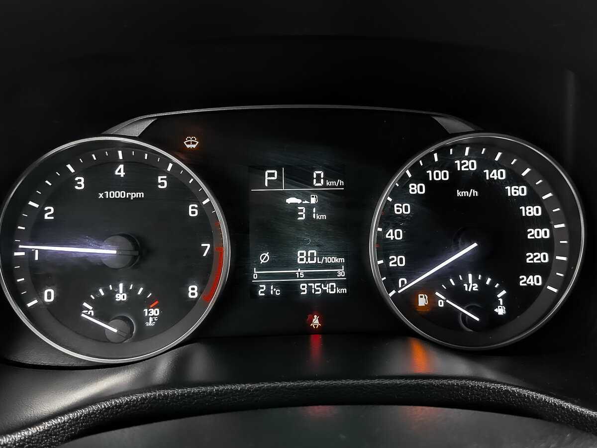 Hyundai Elantra, 2018 Фото №15