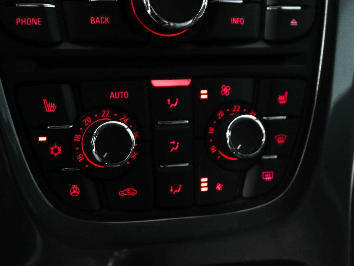 Opel Astra, 2013 Фото №13