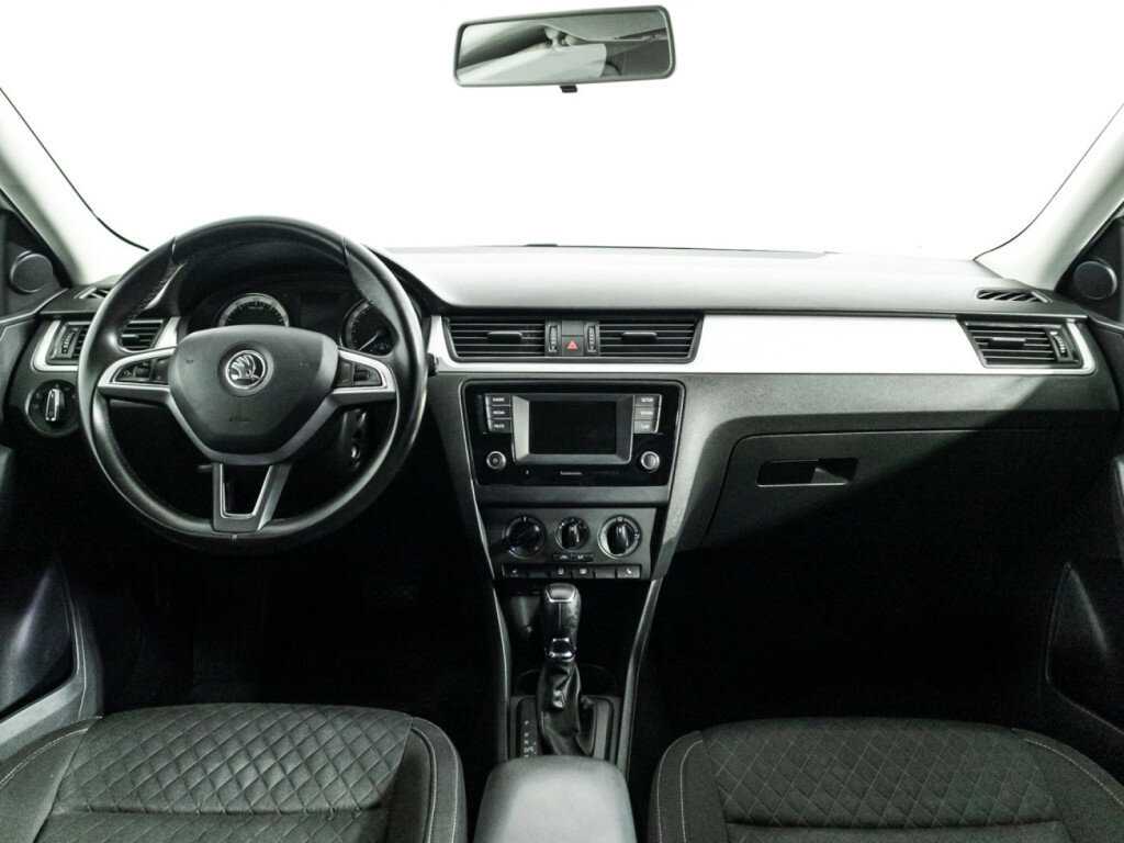 Skoda Rapid, 2016 Фото №13