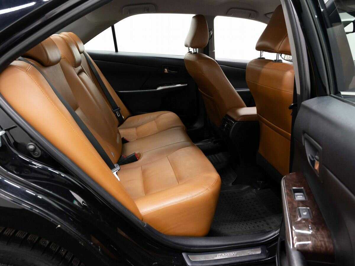 Toyota Camry, 2017 Фото №12
