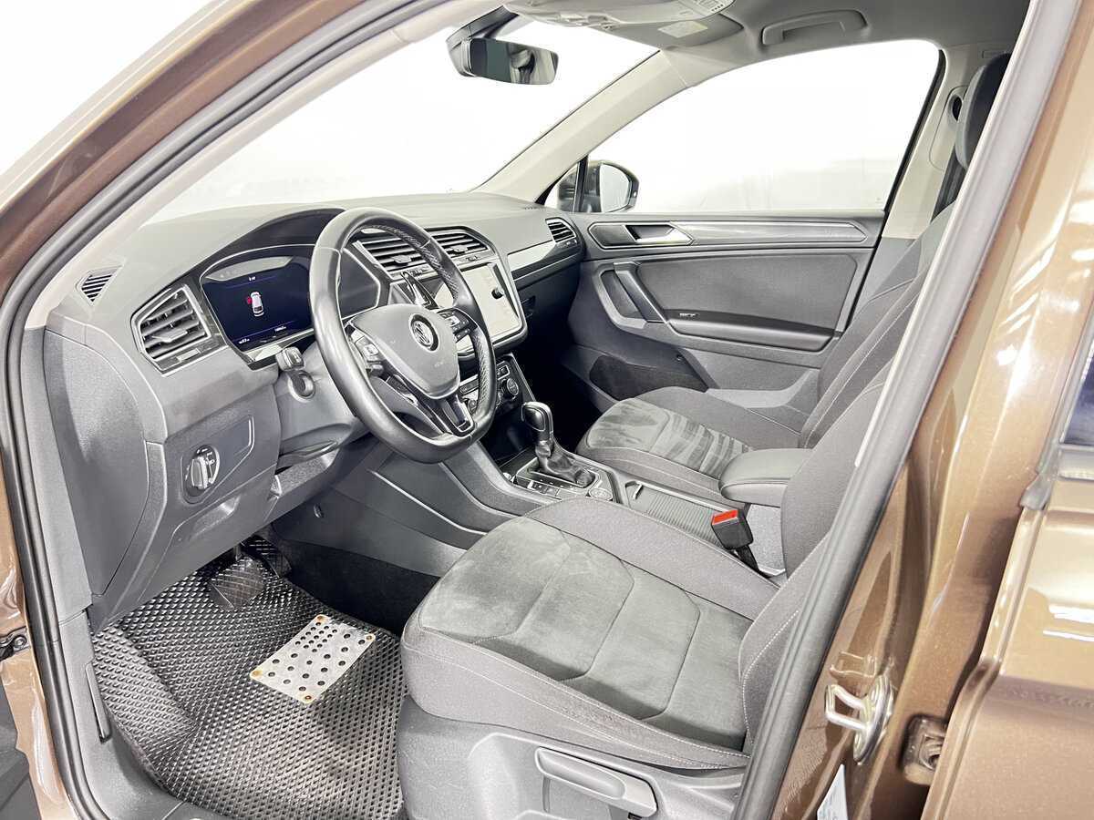 Volkswagen Tiguan, 2018 Фото №13