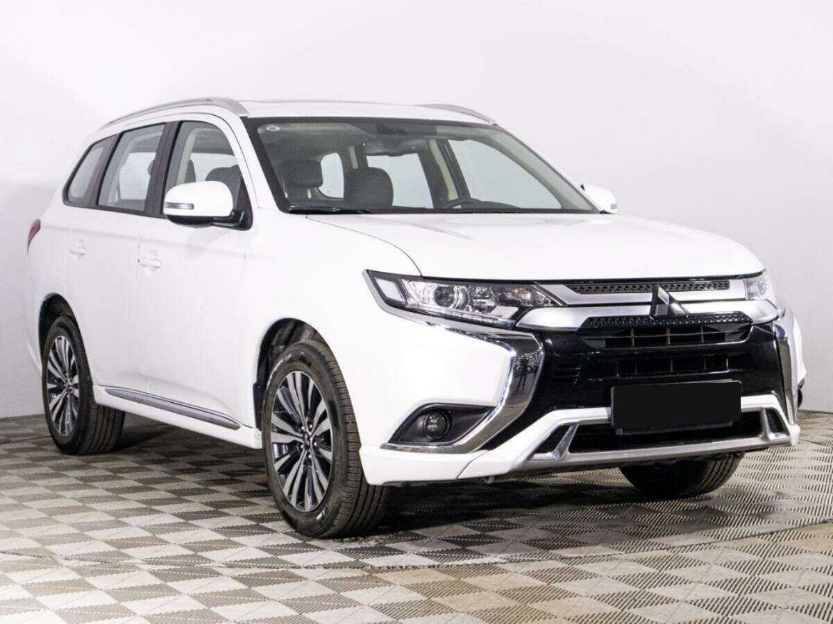 Mitsubishi Outlander, 2022 Фото №3