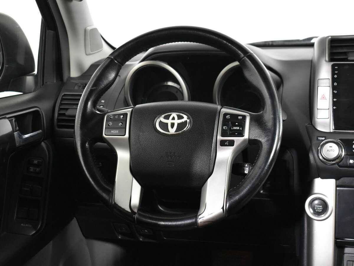 Toyota Land Cruiser Prado, 2012 Фото №11