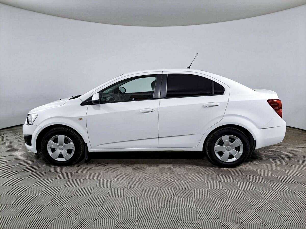 Chevrolet Aveo, 2013 Фото №8