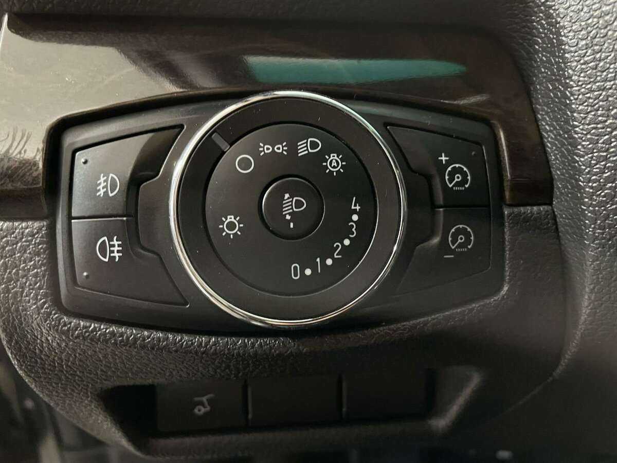 Ford Explorer, 2013 Фото №9