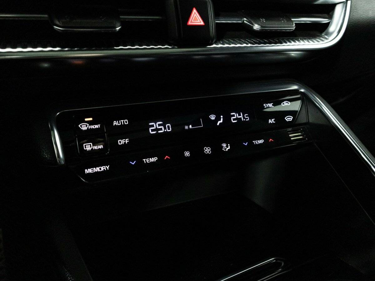 Kia K5, 2020 Фото №21