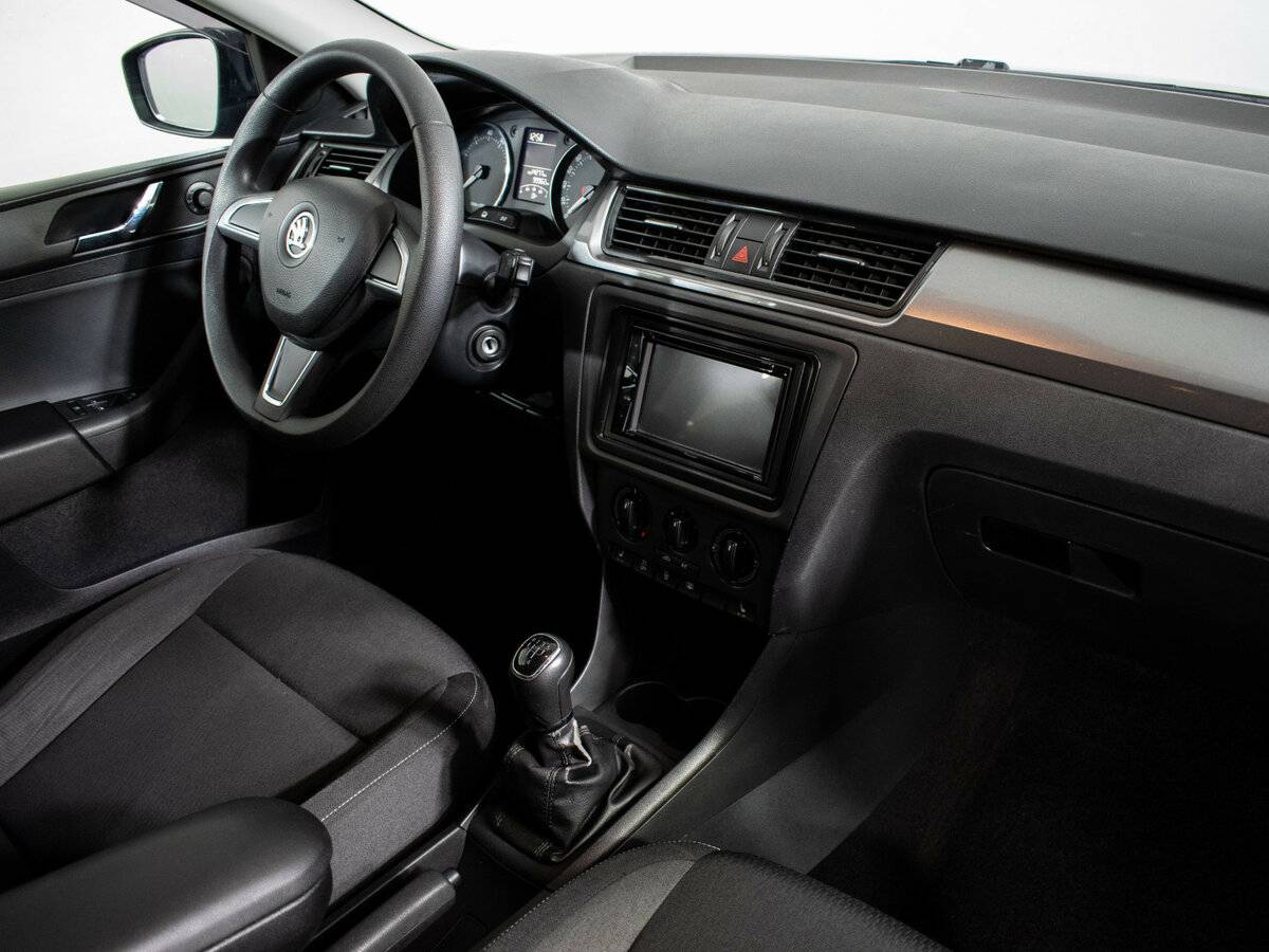 Skoda Rapid I, 2014 Фото №9