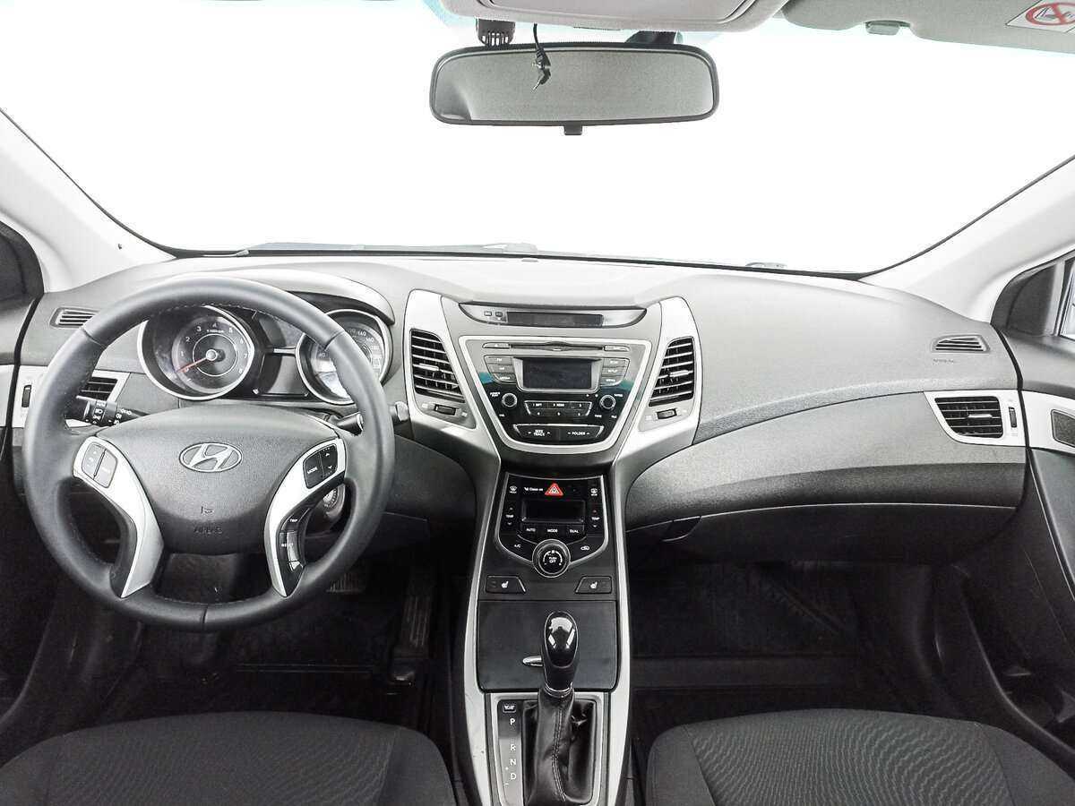 Hyundai Elantra, 2014 Фото №12