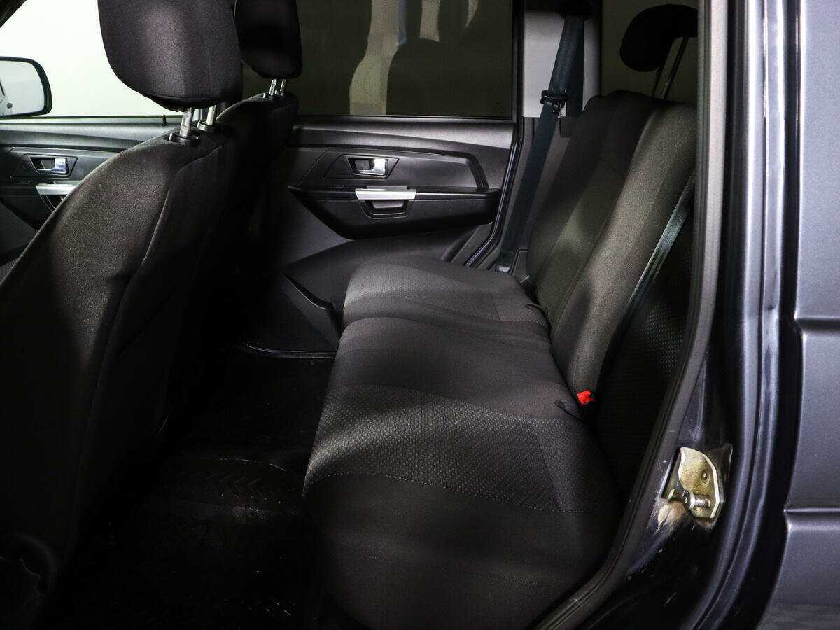 УАЗ Patriot, 2018 Фото №8