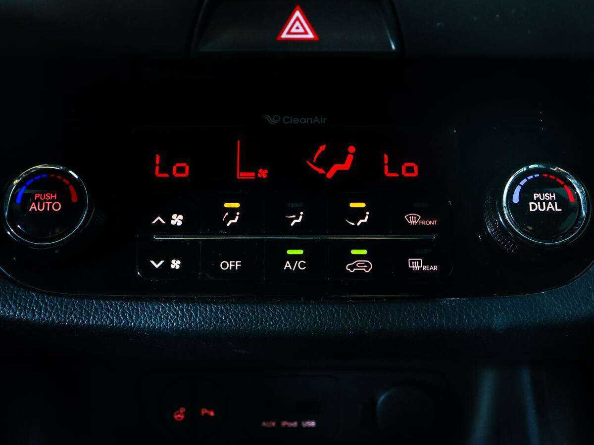 Kia Sportage, 2012 Фото №12