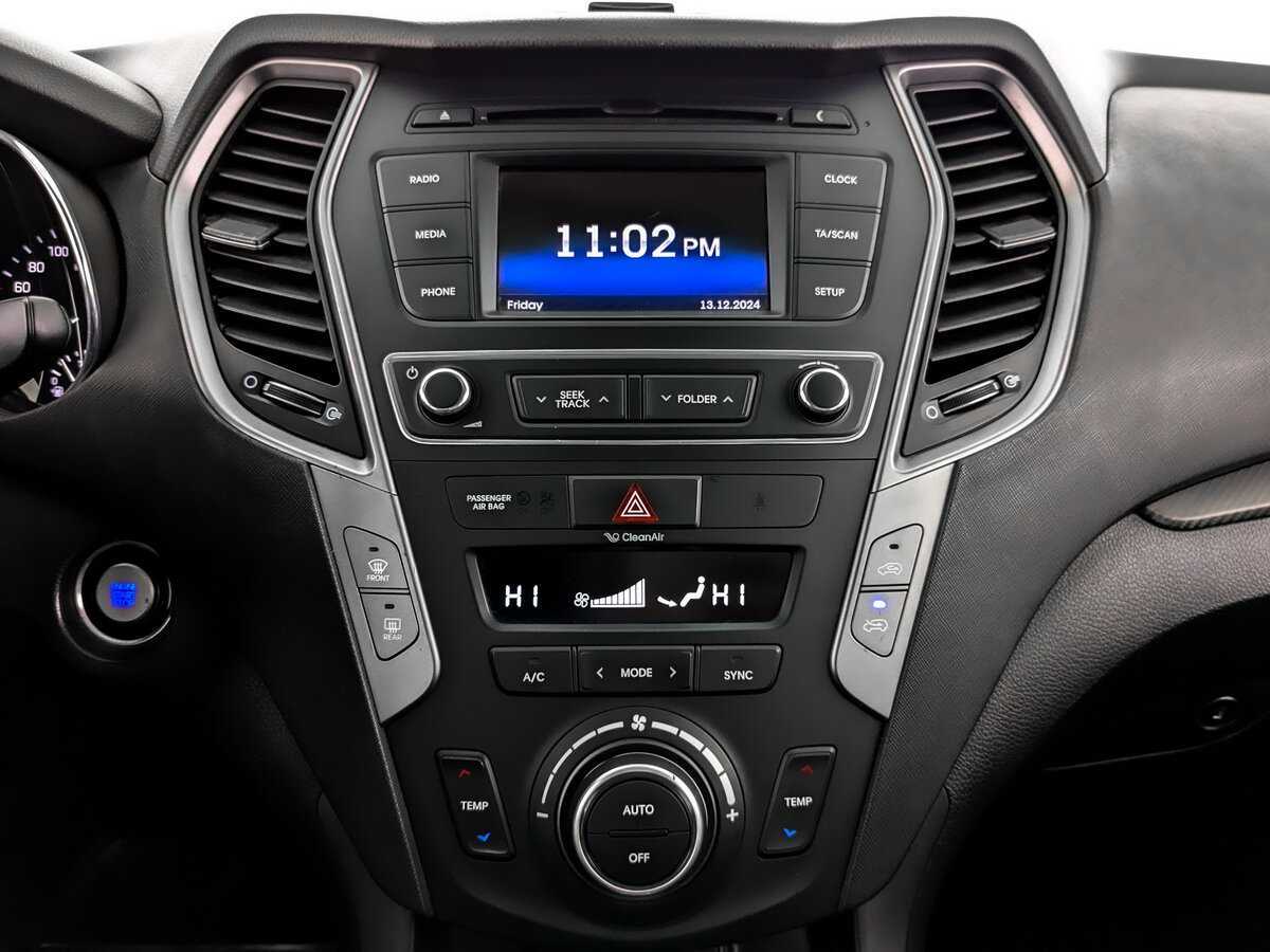 Hyundai Santa Fe, 2016 Фото №15