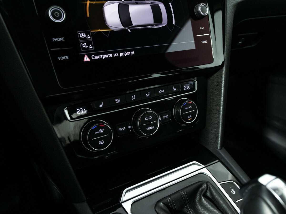 Volkswagen Passat, 2017 Фото №18