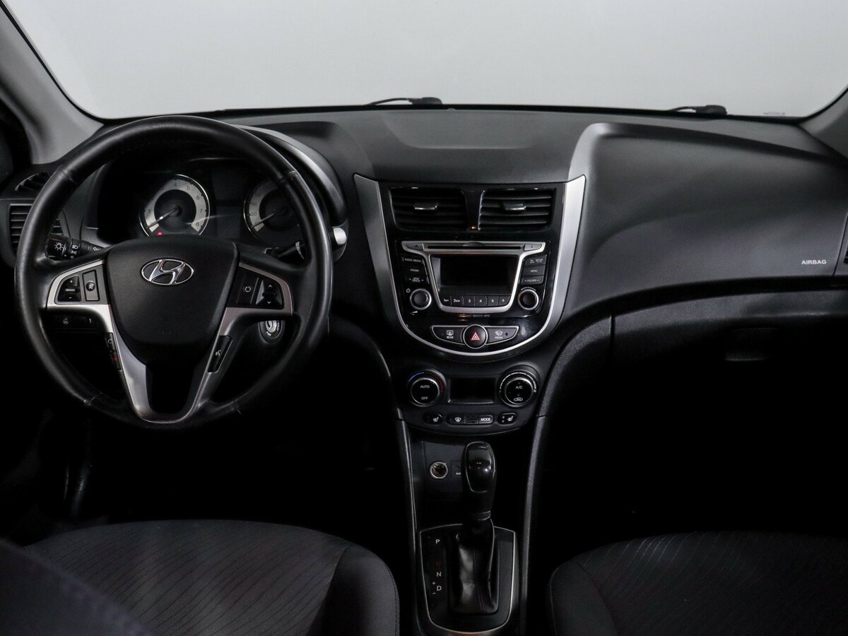 Hyundai Solaris I Рестайлинг, 2015 Фото №10