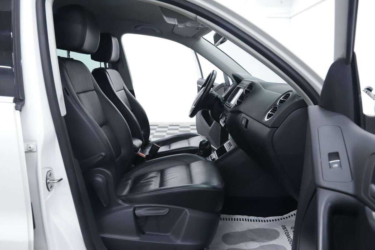 Volkswagen Tiguan, 2015 Фото №17