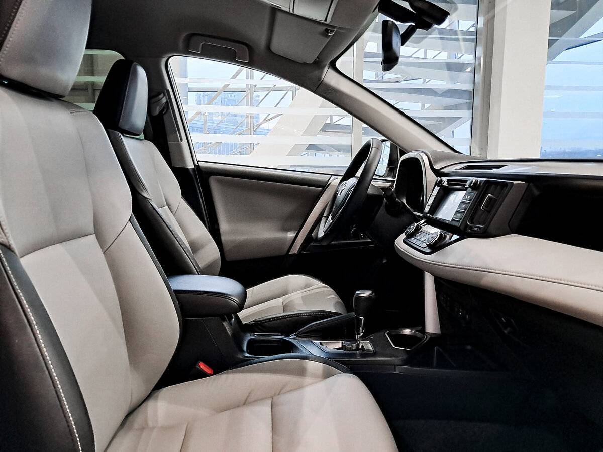 Toyota RAV4, 2016 Фото №11