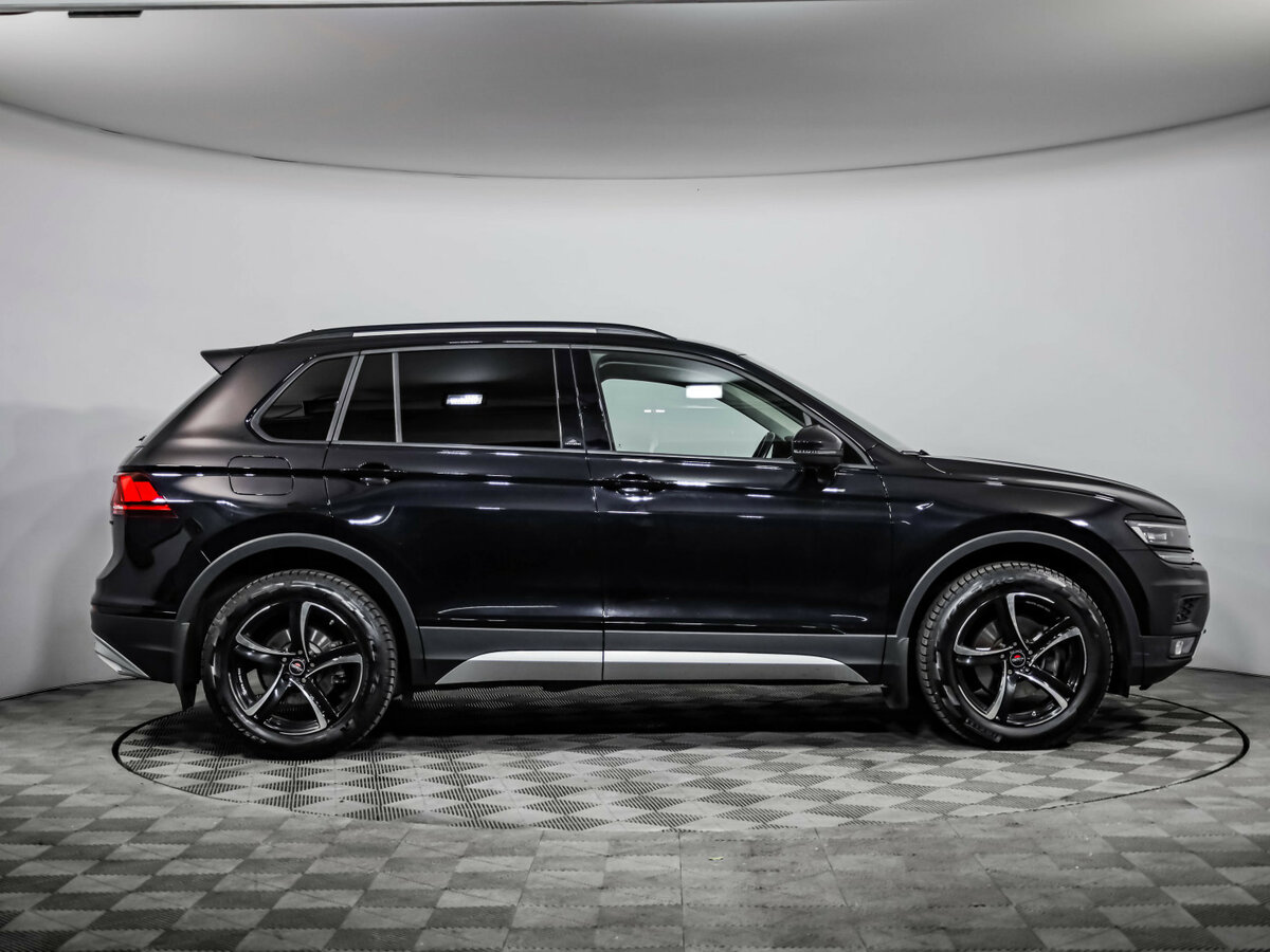 Volkswagen Tiguan II, 2019 Фото №4