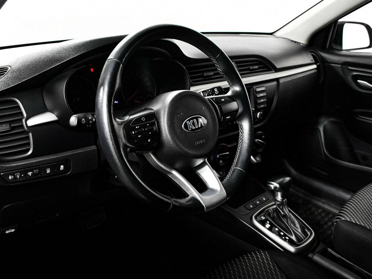 Kia Rio X-Line, 2018 Фото №13