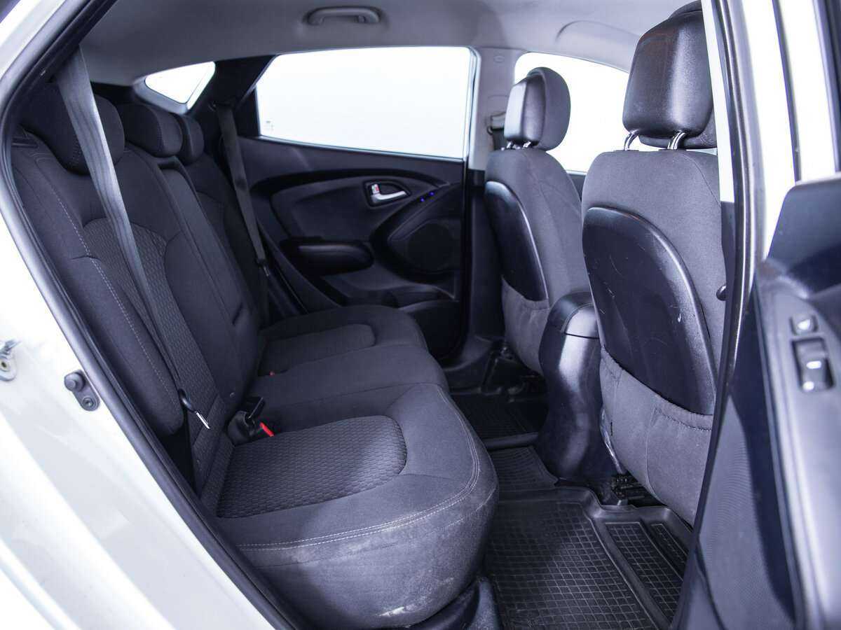 Hyundai ix35, 2012 Фото №10