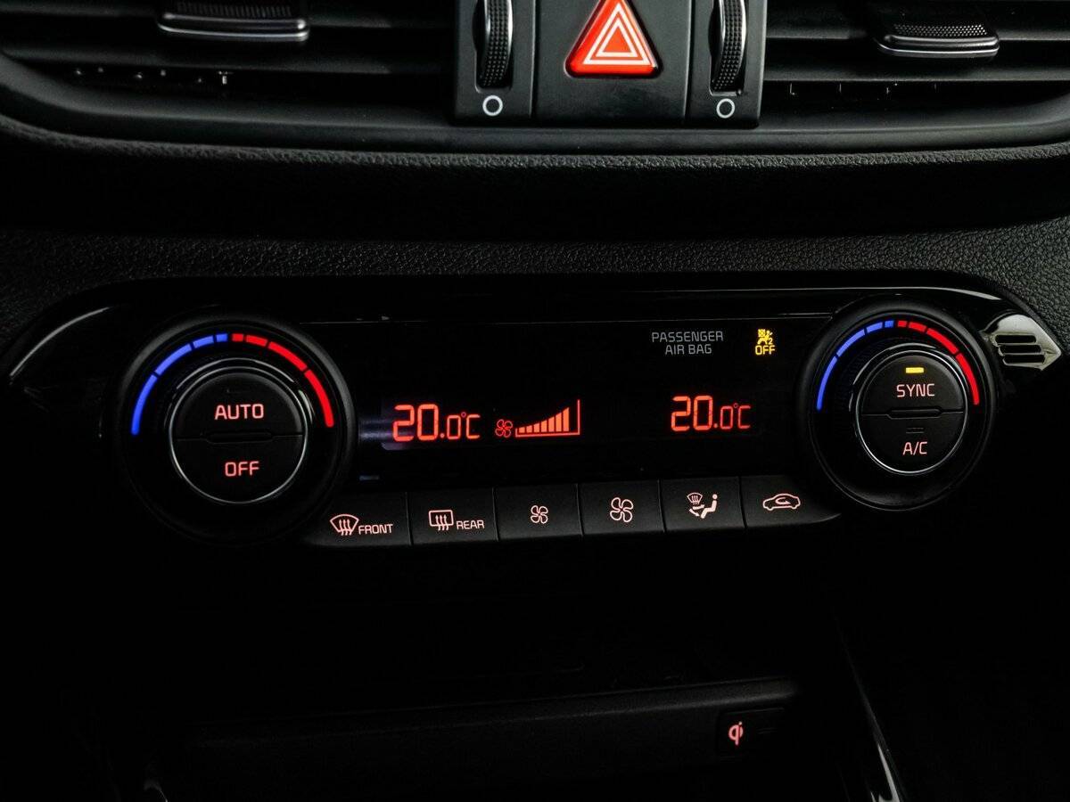 Kia Cerato, 2020 Фото №16