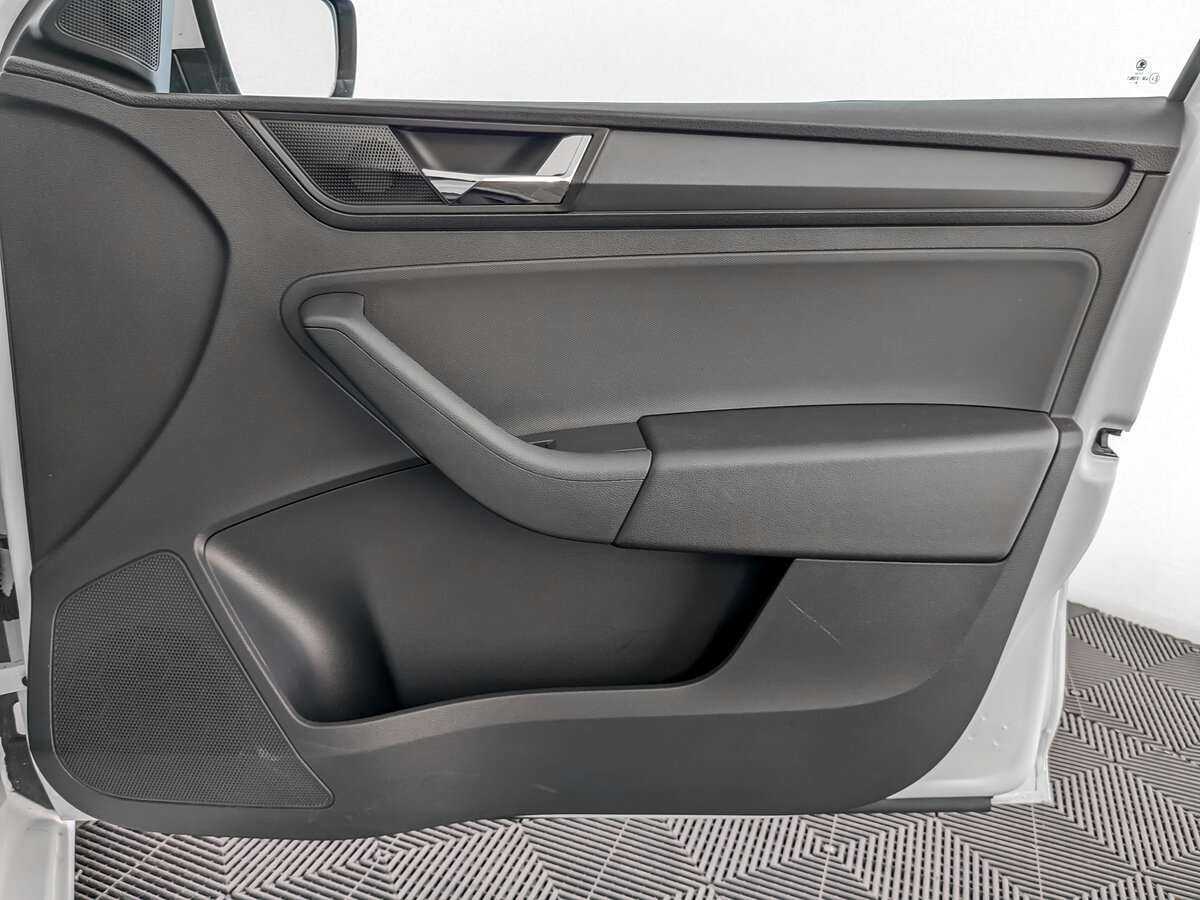 Skoda Rapid, 2018 Фото №20