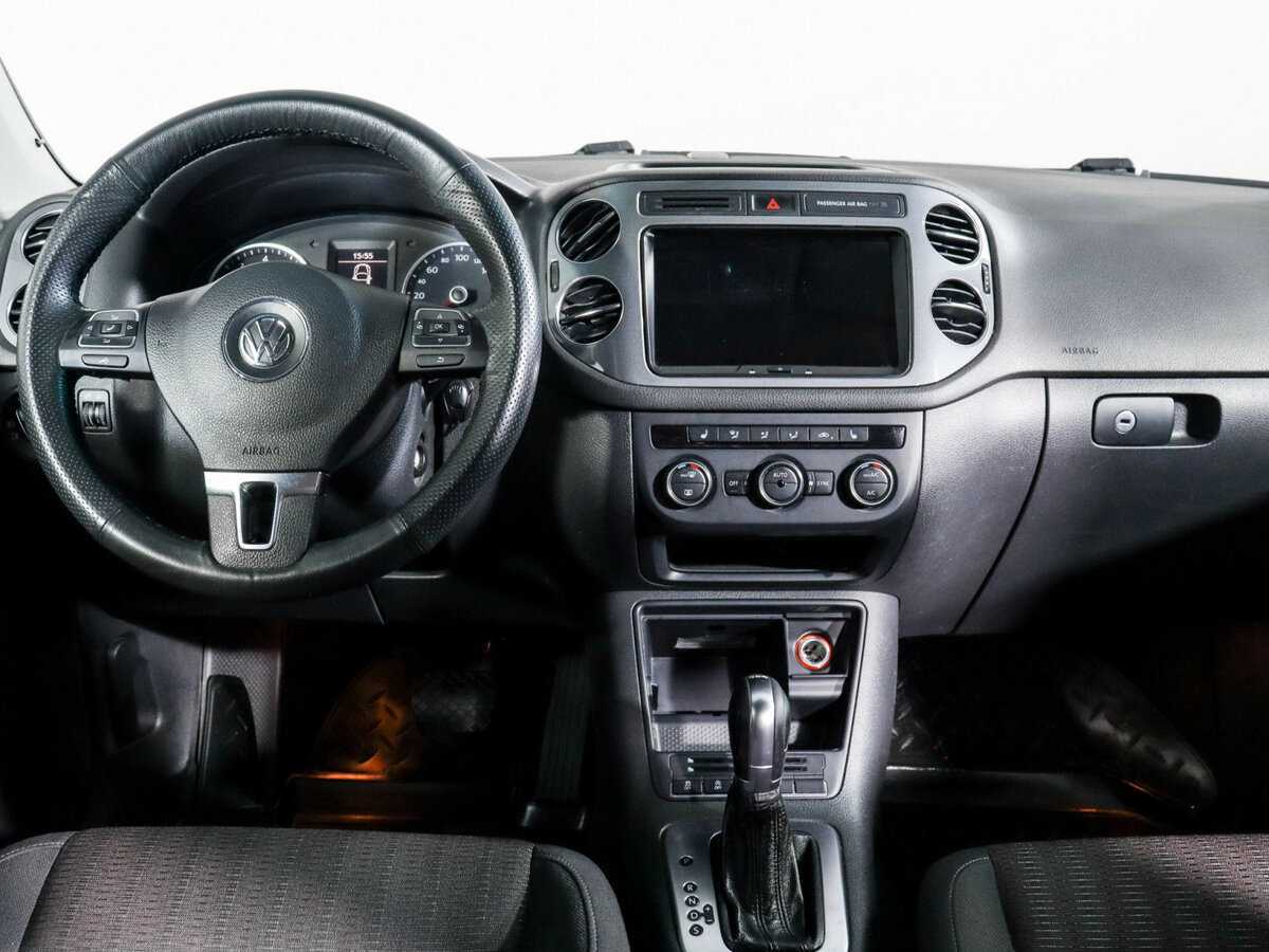 Volkswagen Tiguan, 2015 Фото №12