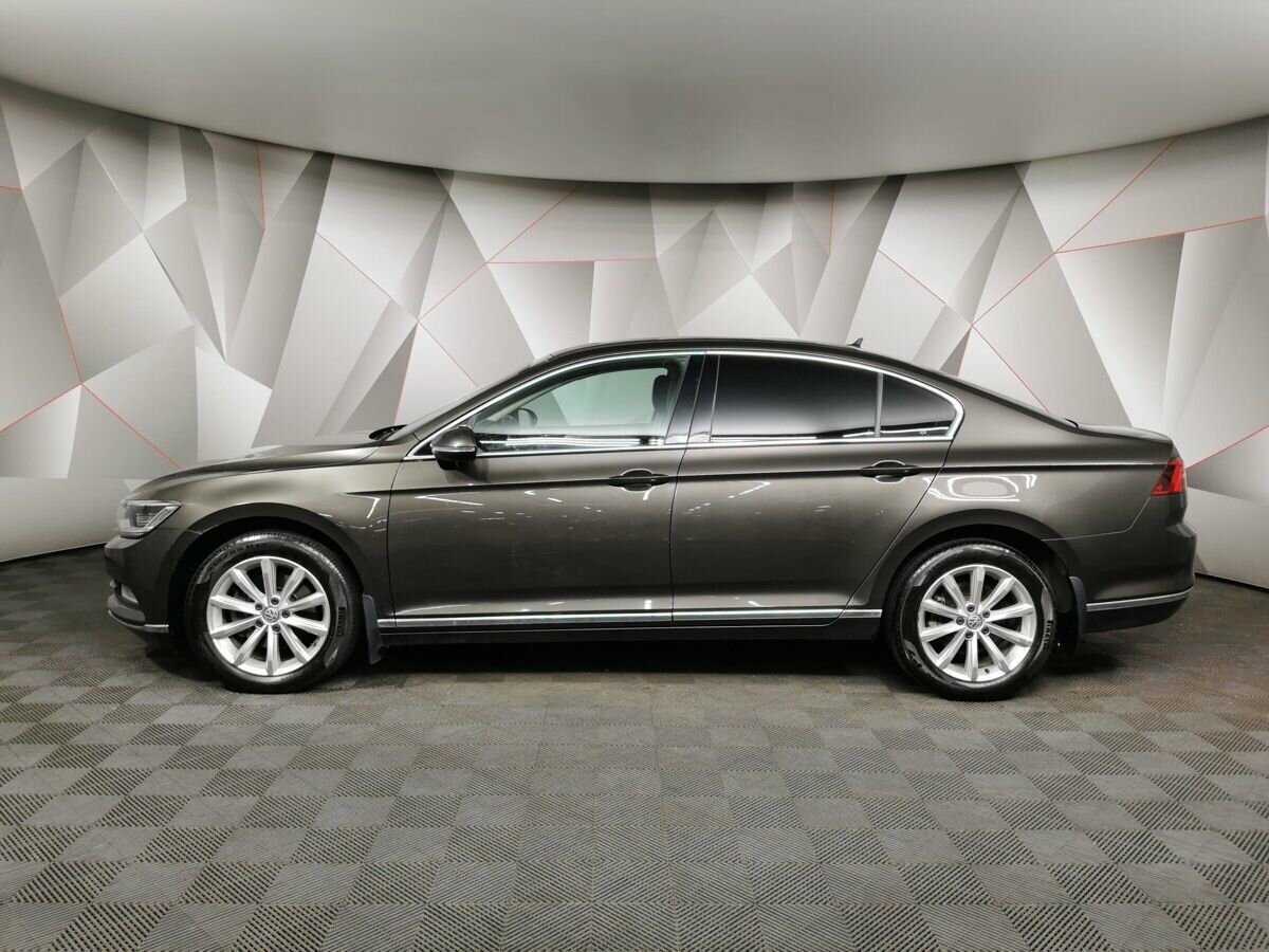 Volkswagen Passat, 2018 Фото №5