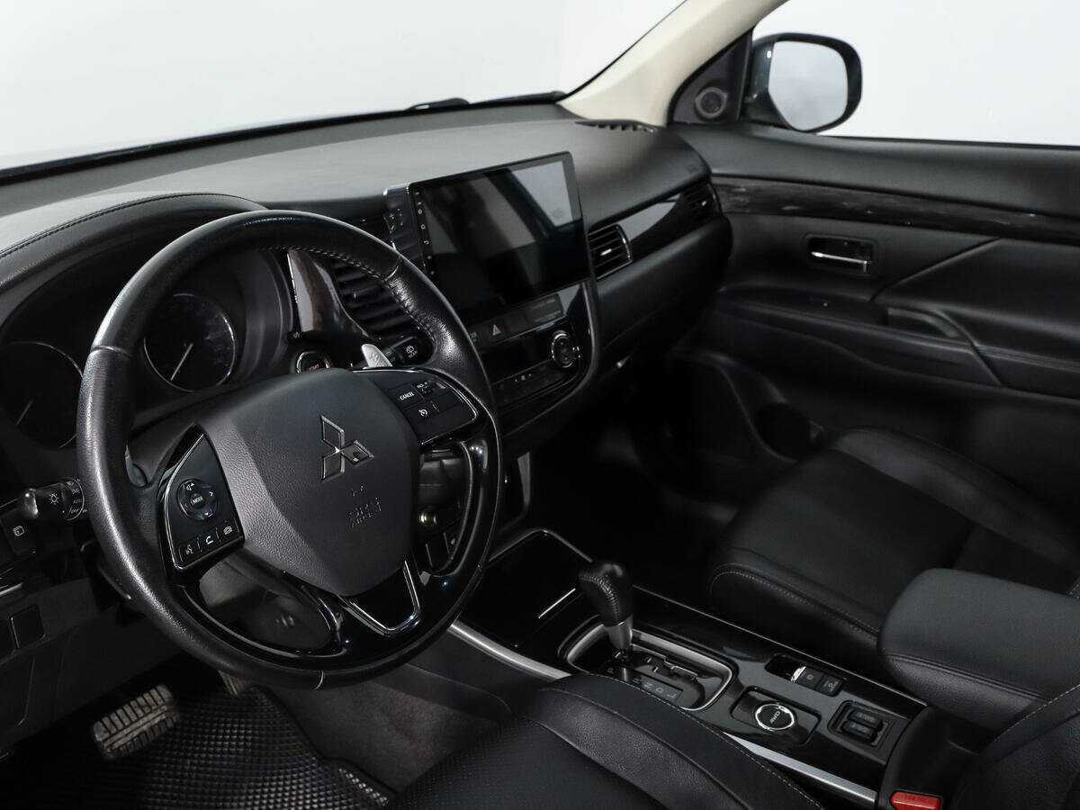 Mitsubishi Outlander, 2017 Фото №10