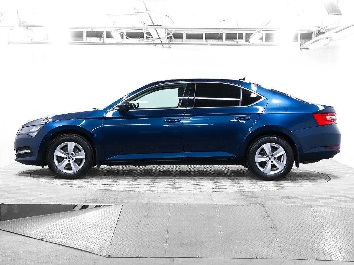 Skoda Superb, 2021 Фото №8