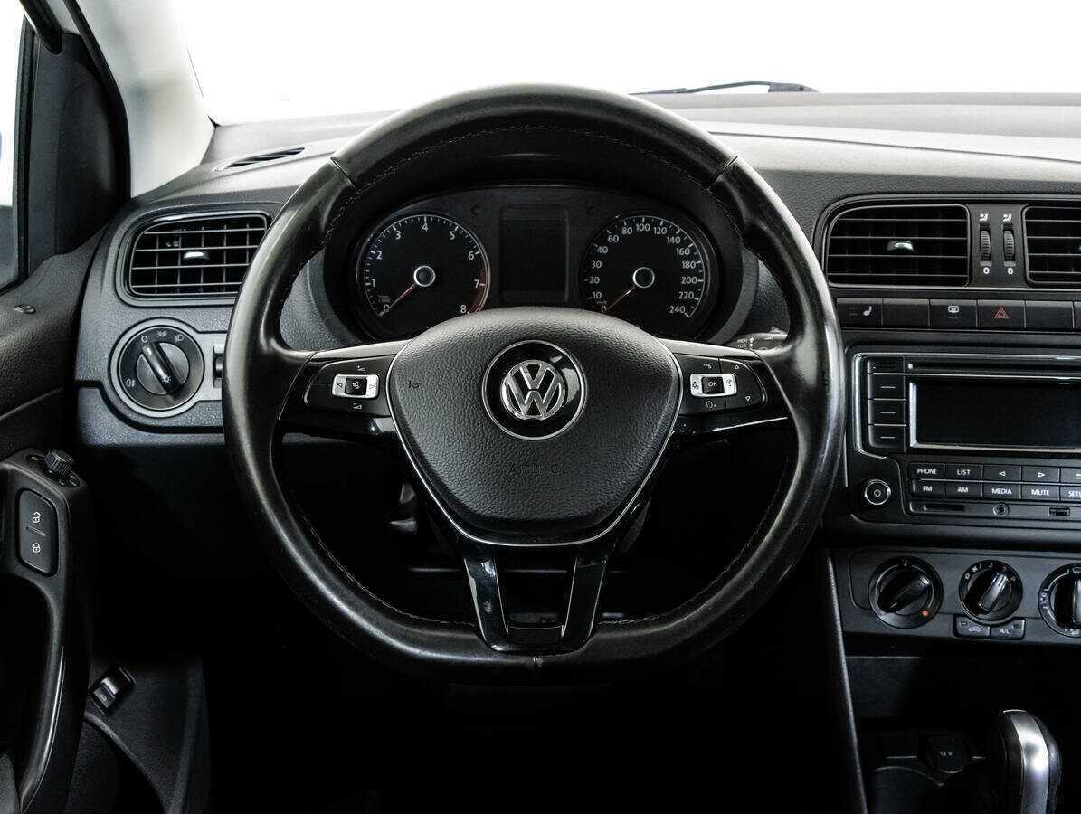 Volkswagen Polo, 2020 Фото №12