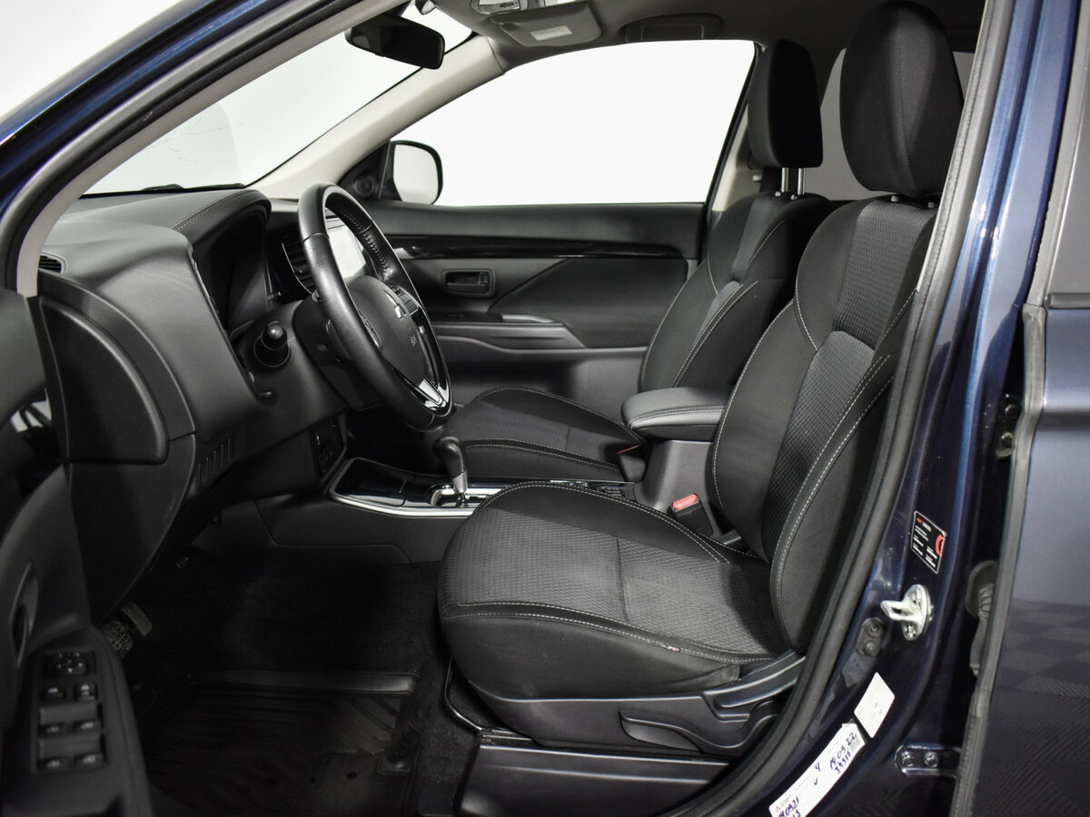 Mitsubishi Outlander III Рестайлинг 3, 2019 Фото №10