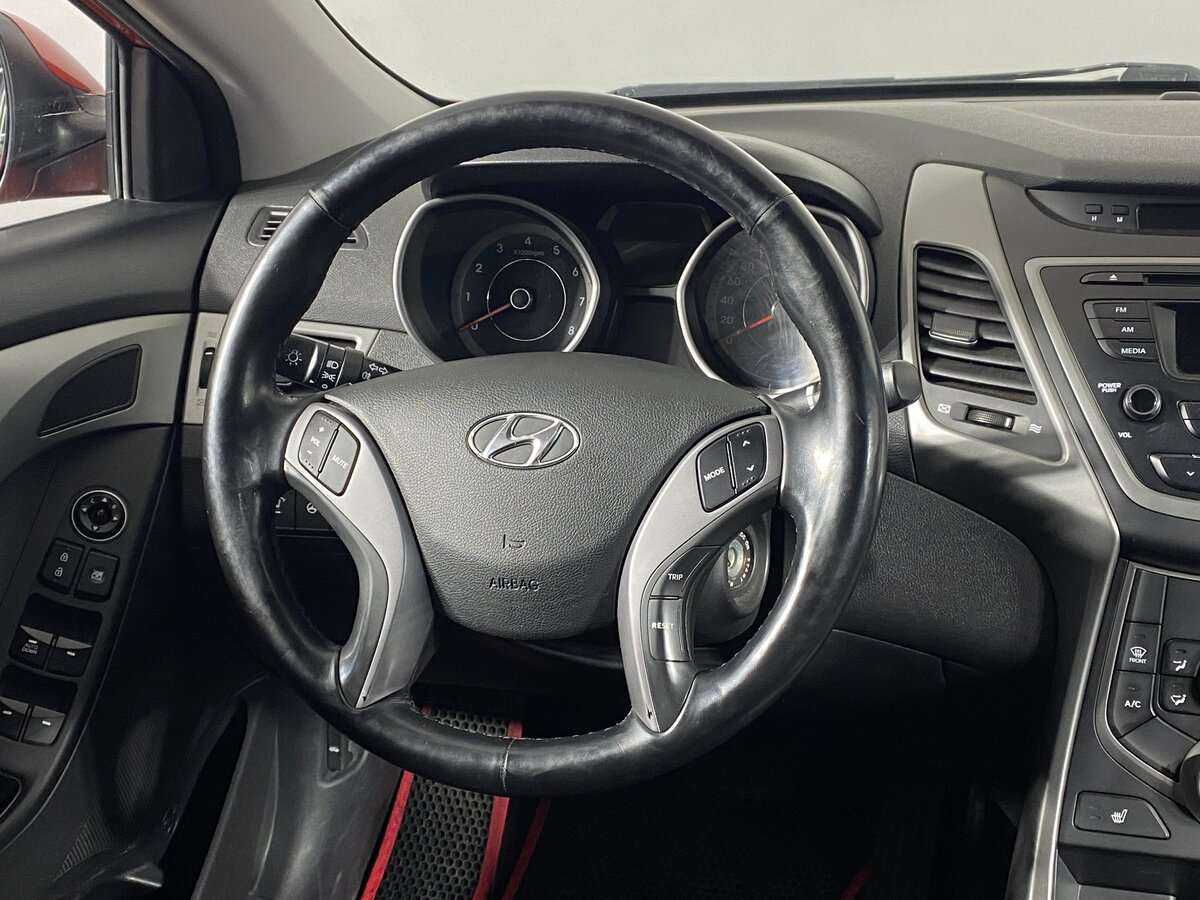 Hyundai Elantra, 2015 Фото №10