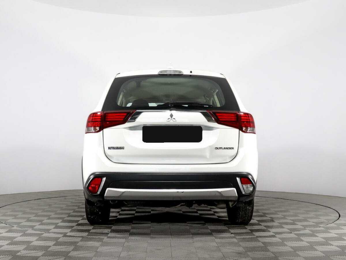 Mitsubishi Outlander, 2018 Фото №6