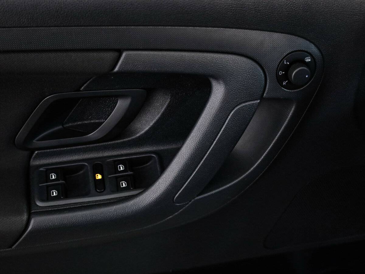 Skoda Fabia II Рестайлинг, 2014 Фото №17