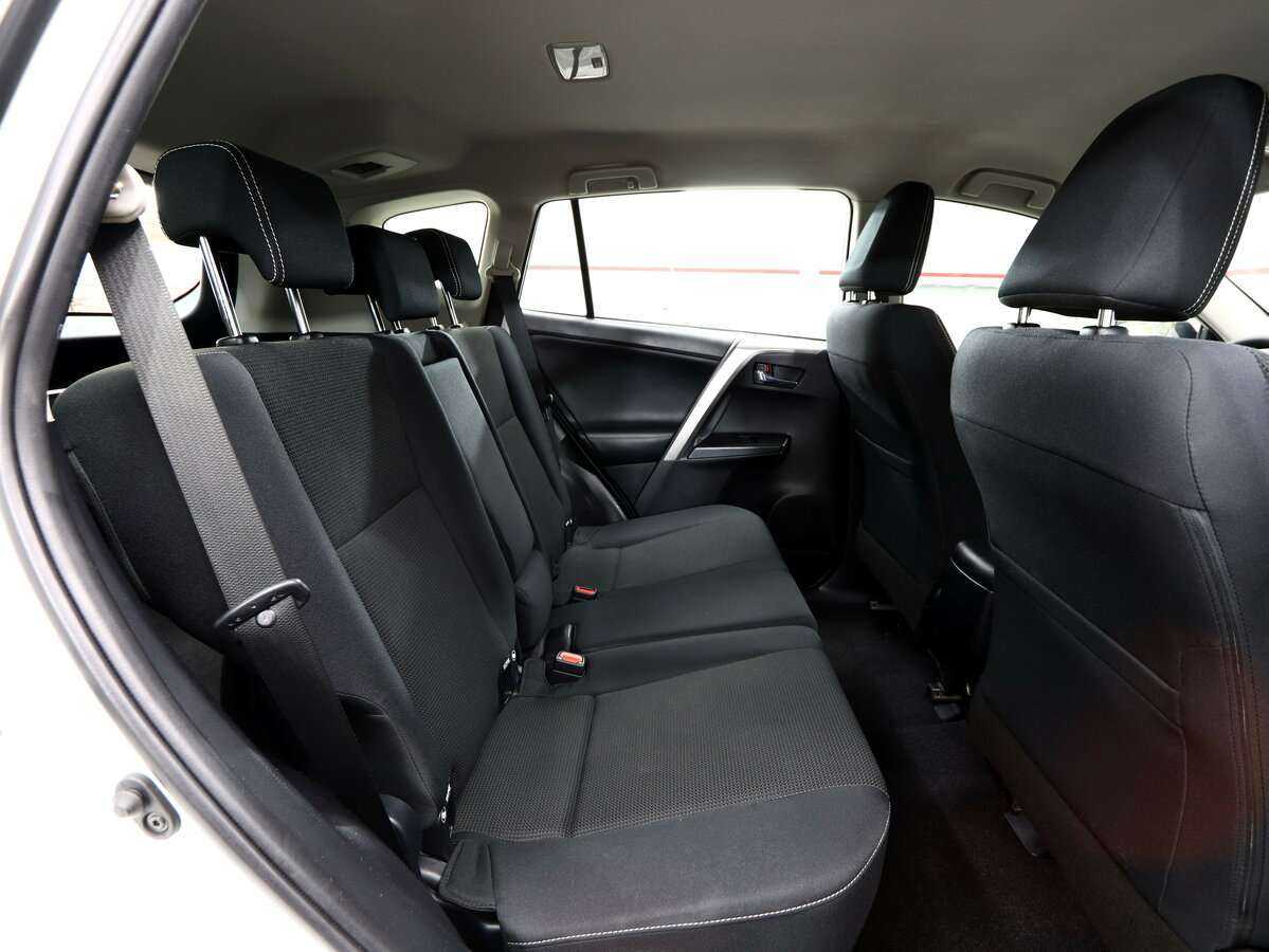 Toyota RAV4, 2017 Фото №20