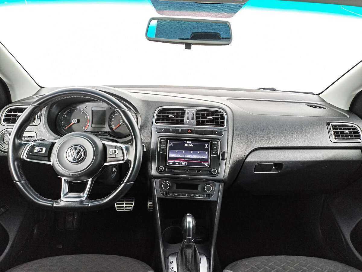 Volkswagen Polo, 2018 Фото №11